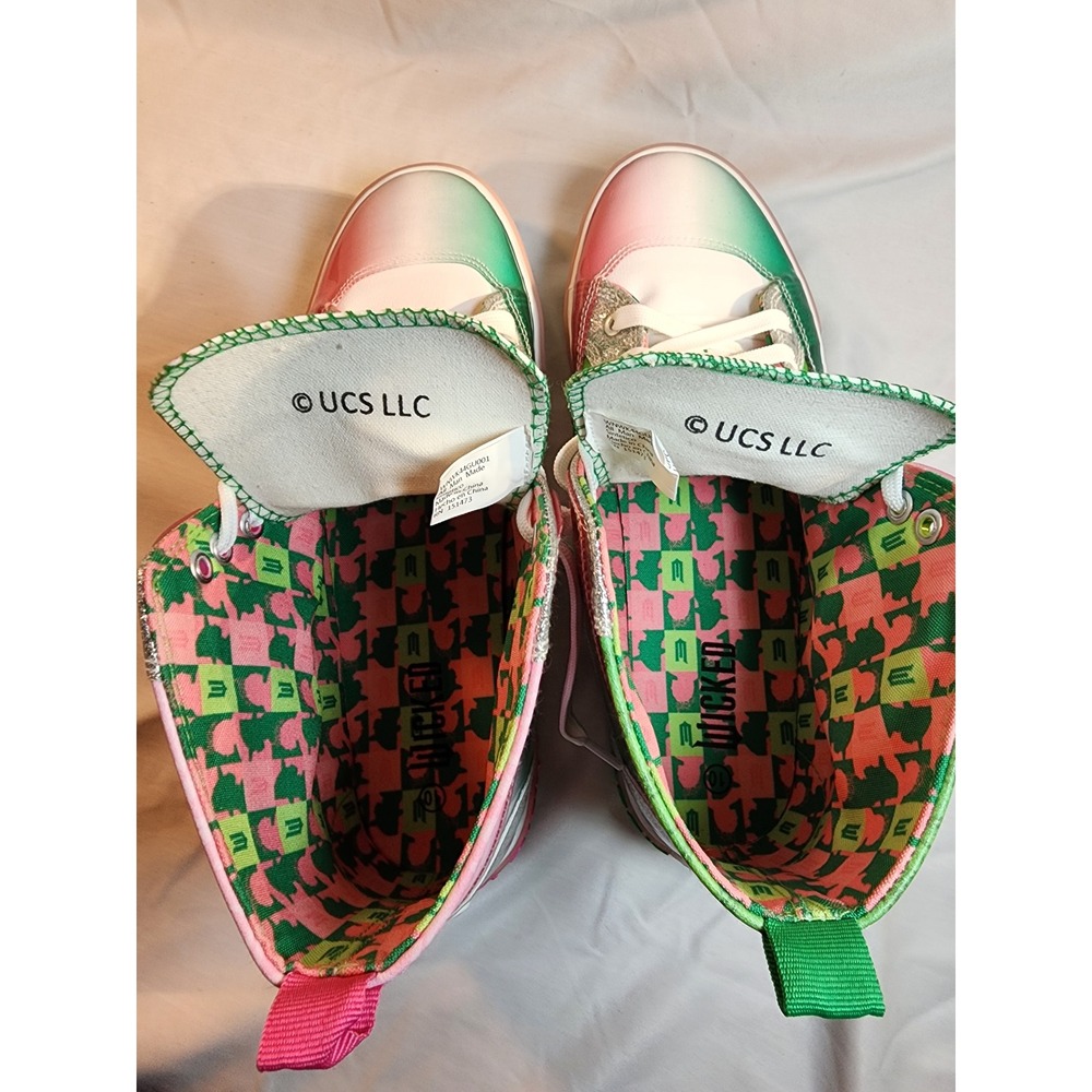 Wicked The Musical High Top Sneakers Pink Green Glinda Elphaba Defy Gravity 10 - Picture 7 of 9